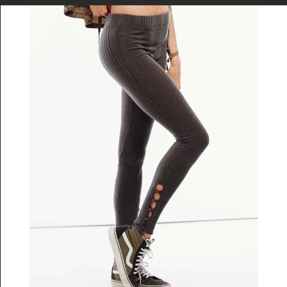 Free People Army Green Knit Leggings size xs